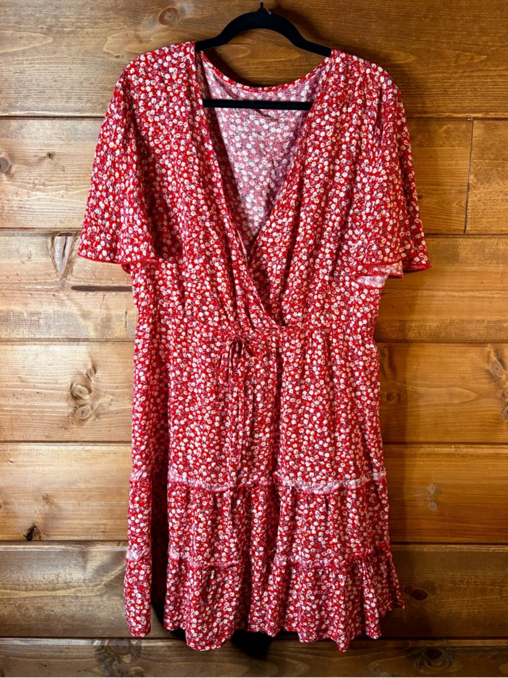 SHEIN Red Floral Wrap Mini Dress with Tie Waist